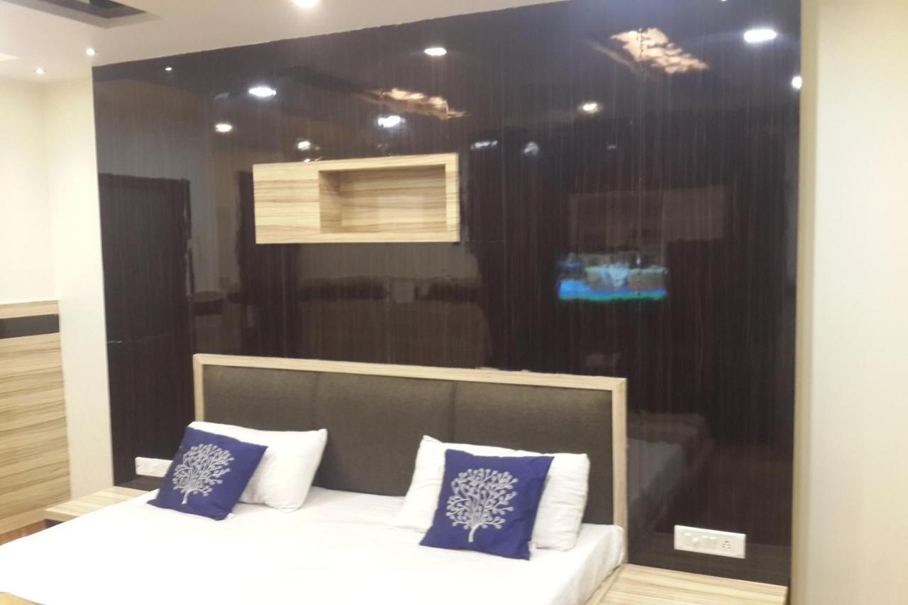 Oyo 86669 Arnav Residency Hotel New Delhi Eksteriør billede